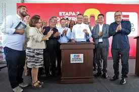 Representantes do PSB participam de ato para início de obras do VLT que liga Salvador a Simões Filho
