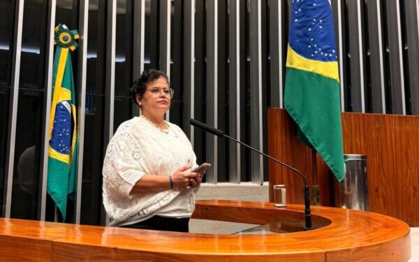 PSB da Bahia se fortalece com a chegada de Elisângela Araújo que vai disputa vaga na Câmara